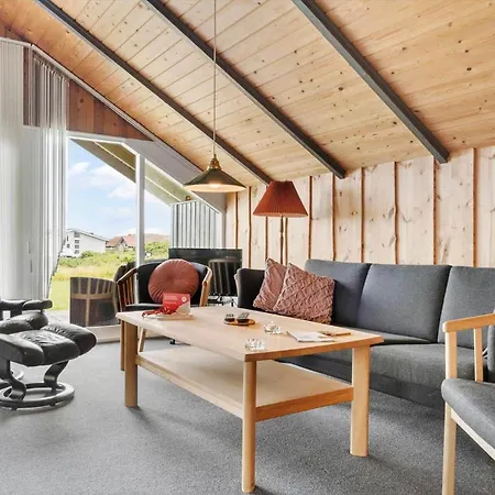 449-hvide-sande-tingodden-122 بيت للعطل *